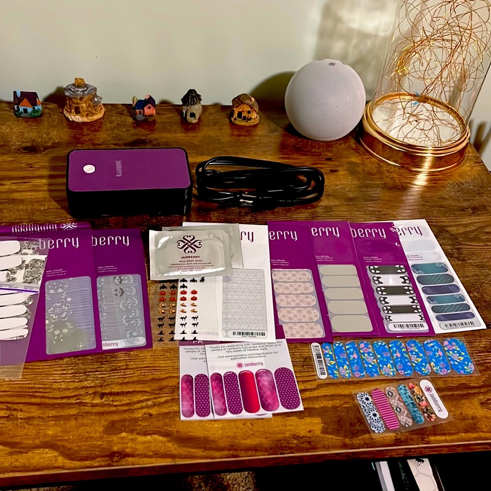 Jamberry Nail Wraps & Accessories